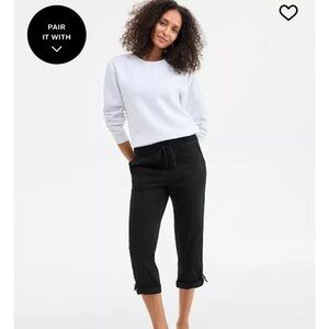 Style & Co, women’s mid-rise pull-on Capri pants